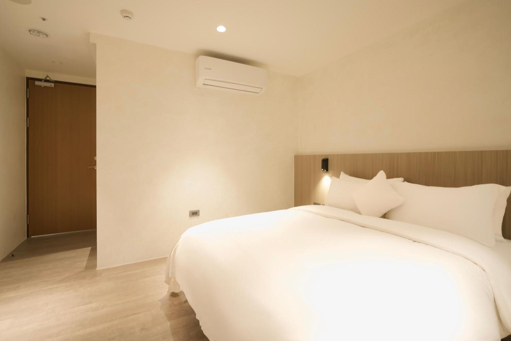 Hope Hotel Tainan Esterno foto