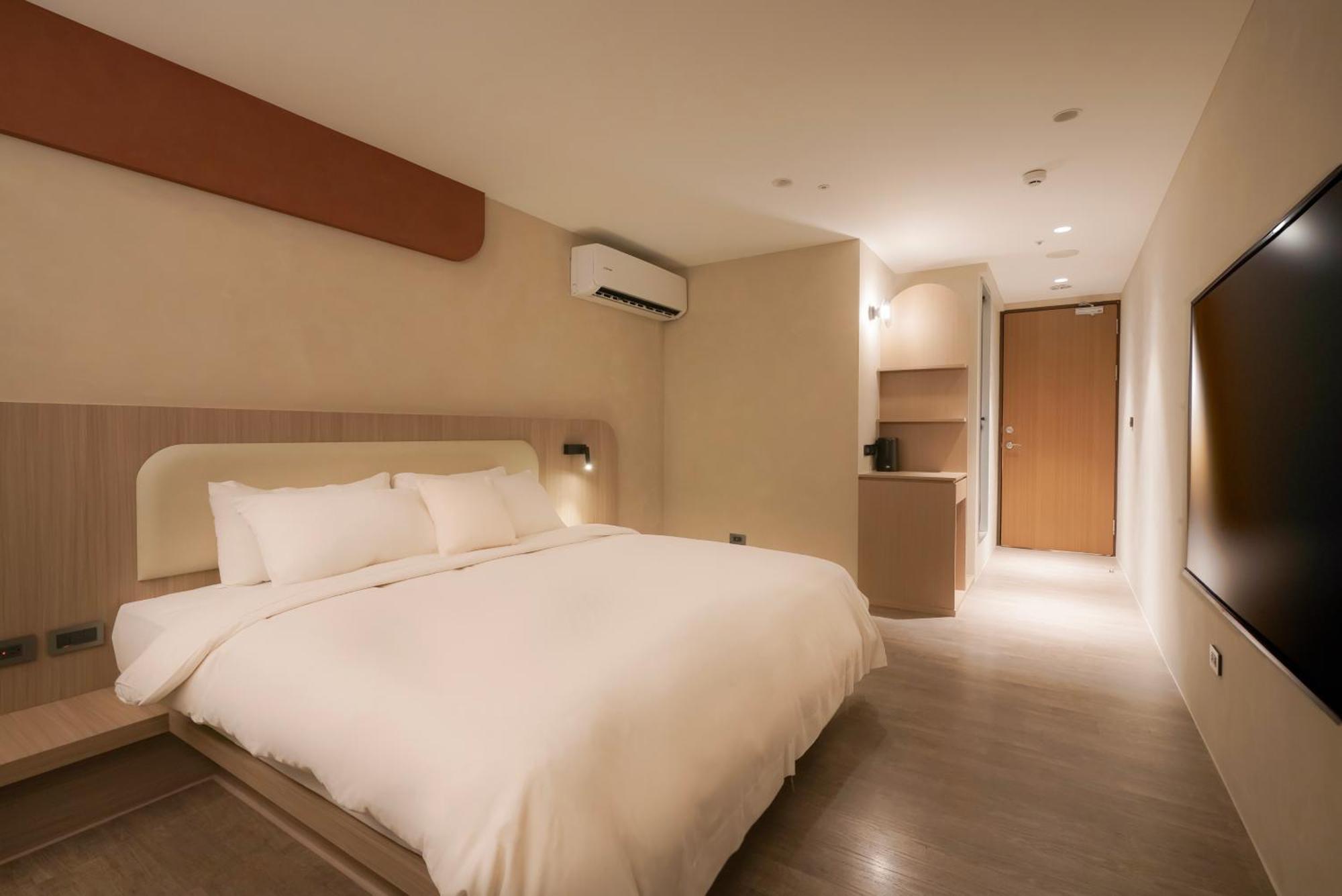 Hope Hotel Tainan Esterno foto